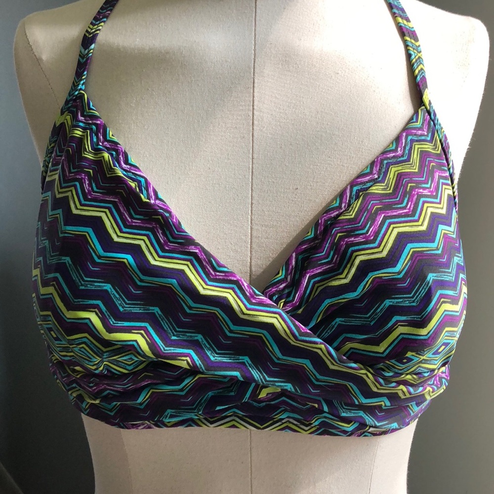 Athleta Twist Up Top 36 B/C Bikini Underwire